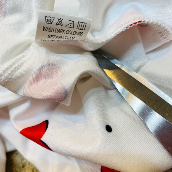 Heart Print Top Womens 3XL White Long Sleeve With Zipper Pull Valentines Love - Picture 11 of 12